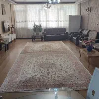 فروش خانه مرکزی بر خیابان اصلی