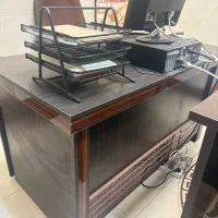 میز اداری و کنفرانس