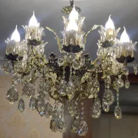 لوستر و‌کنار سالنی برنز بسیار سنگین