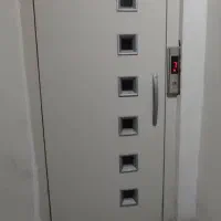 واحد ۱۳۰متری ..واقع در خیابان بهشتی