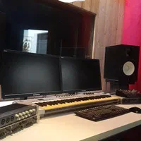 استودیو / اهنگسازی/ صدابرداری solo