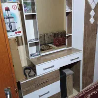 کمدومیزآرایش