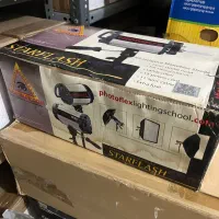 ست فلاش فتوفلکس در حد نو|دوربین عکاسی و فیلمبرداری|تهران, قیطریه|دیوار