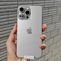 ایفون15پرو مگس