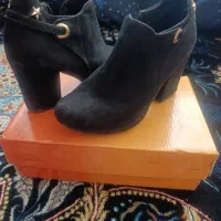 کفش سایز 37
