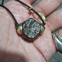 تعدای مهره چشم نظر لاجورد افغانستان وهپاپ قرمز|کلکسیون اشیاء عتیقه|تهران, خانی‌آباد|دیوار
