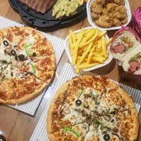 به یک همکار جهت کار در فست فود نیازمندیم