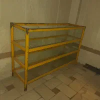 ویترین اهنی۴طبقه با شیشه هاش عالی