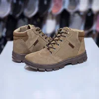 فروش ویژه انواع نیم بوت کوهنوردی|کیف، کفش، کمربند|اصفهان, تخت فولاد|دیوار