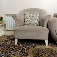 مبل هفت نفره بسیار تمیز|مبلمان خانگی و میز عسلی|پاکدشت, پارچین|دیوار