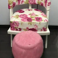 صندلی مبله با پاف