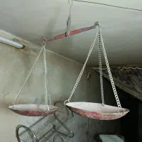 ترازوی قدیمی|کلکسیون اشیاء عتیقه|خمینی‌شهر, |دیوار