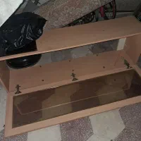 کابینت درب شیشه ای