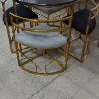 میز ناهارخوری