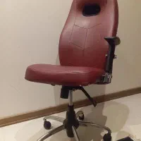 صندلی چرخان.