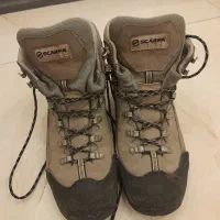 کفش کوهنوردی اسکارپا سایز ۴۶ طبق عکس