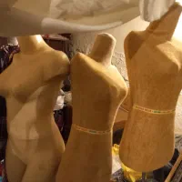 تعدادی مانکن مزونی و ساده