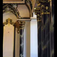 نقاشی ساختمان  ، پتینه ، میکرو سمنت،  و رق طلا  .