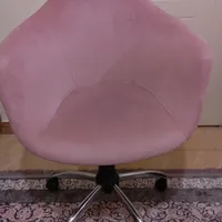 صندلی صورتی