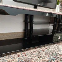 زیر تلویزیونی شیشهای