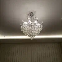 لوستر کریستالی 10 شاخه|لوستر و چراغ آویز|مشهد, حجاب (شهرک غرب)|دیوار