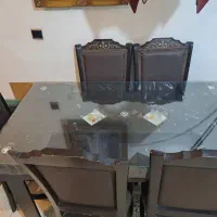 میز نهار خوری ۶ نفره در حد نو