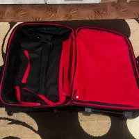 چمدان مسافرتی بزرگ|کیف، کفش، کمربند|کلاچای, |دیوار