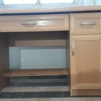 میز تحریر چوبی