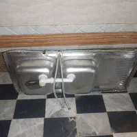 سینک استیل دوتایی با شیر و لوله های اتصال زیر|مصالح و تجهیزات ساختمان|زاهدان, |دیوار