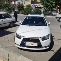 دنا توربو ۴۰۲ ۶دنده با سانروف