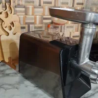 چرخ گوشت آلمانی در حد نو|خردکن، آسیاب، غذاساز|شیراز, کوشک میدان|دیوار