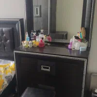 آینه دراور شیک با 4 کشو پهن جادار با صندلی یا پاف|جاکفشی، کمد، دراور|کرج, مهرویلا جنوبی|دیوار