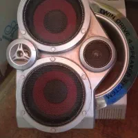 ۲عددباند وباس سیستم .AIVA