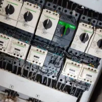 برقکار صنعتی