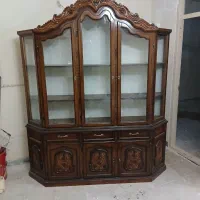 بوفه رنگ شده و کاملن سالم