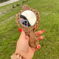 اینه دستی چوبی دستساز مناسب هدیه