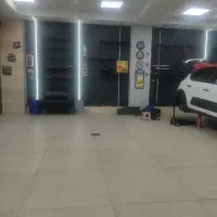 قسمتی از خدمات خودرویی جهت صافکاری