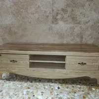 میز تلوزیون در حد نو