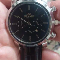 دو عدد ساعت نونو