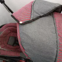 کالسکه تاشو به همراه کریر درحدنو(فروش فوری)