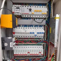 برقکاربرق کار برقکش برقکشی جزئی کلی نصب آیفون تلفن