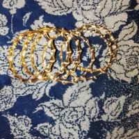 شش عدد النگو