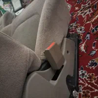 دوعدد صندلی برقی و تو کمر دستی سمند در حد