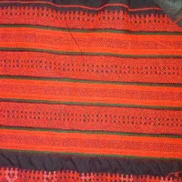 خیاط برای دوخت زی استین