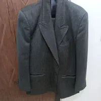 کت و شلوار نو و دست نخورده