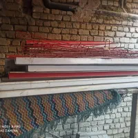 تعدادی قفسه