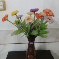 گلدان سفالی وگل|گل مصنوعی|نجف‌آباد, امیرآباد|دیوار