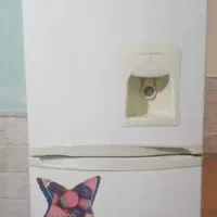 یخچال و فریزر دو دره تمیز در حد نو