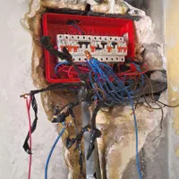 برقکار سه فاز وتکفاز با تجربه|خدمات پیشه و مهارت|بندرعباس, |دیوار