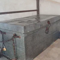 صندوق قدیمی|کلکسیون اشیاء عتیقه|زاهدان, |دیوار